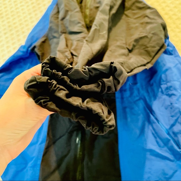 Reebok Vintage Blue and Black Windbreaker Women’s Size Small (1) - Picture 6 of 10